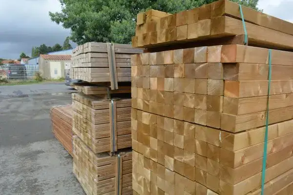 arrivage-planche-bois