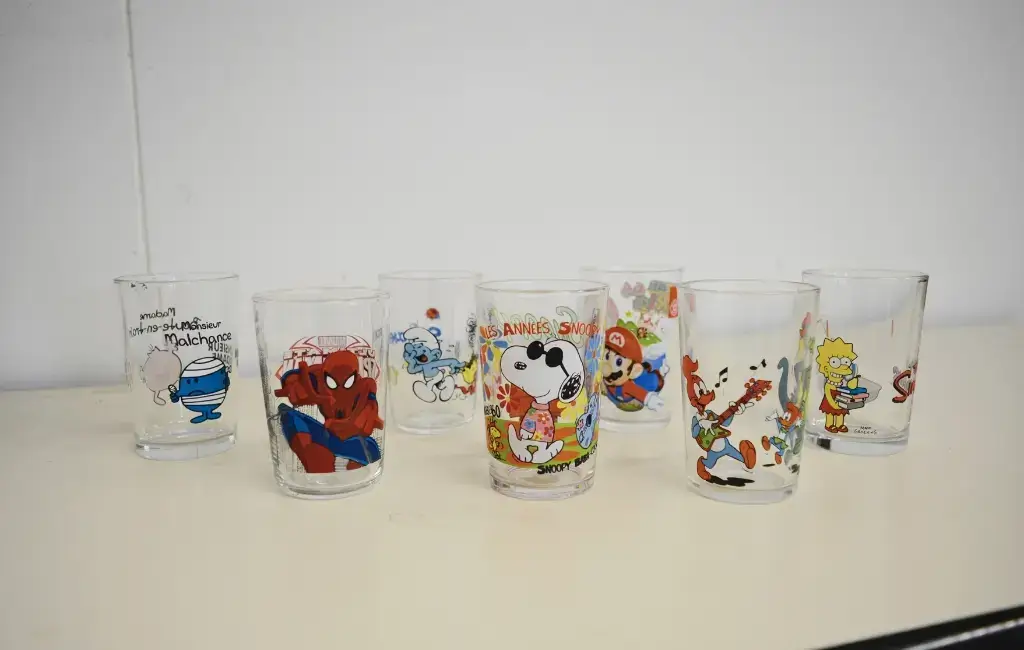Collection de verres vintage dessins animés
